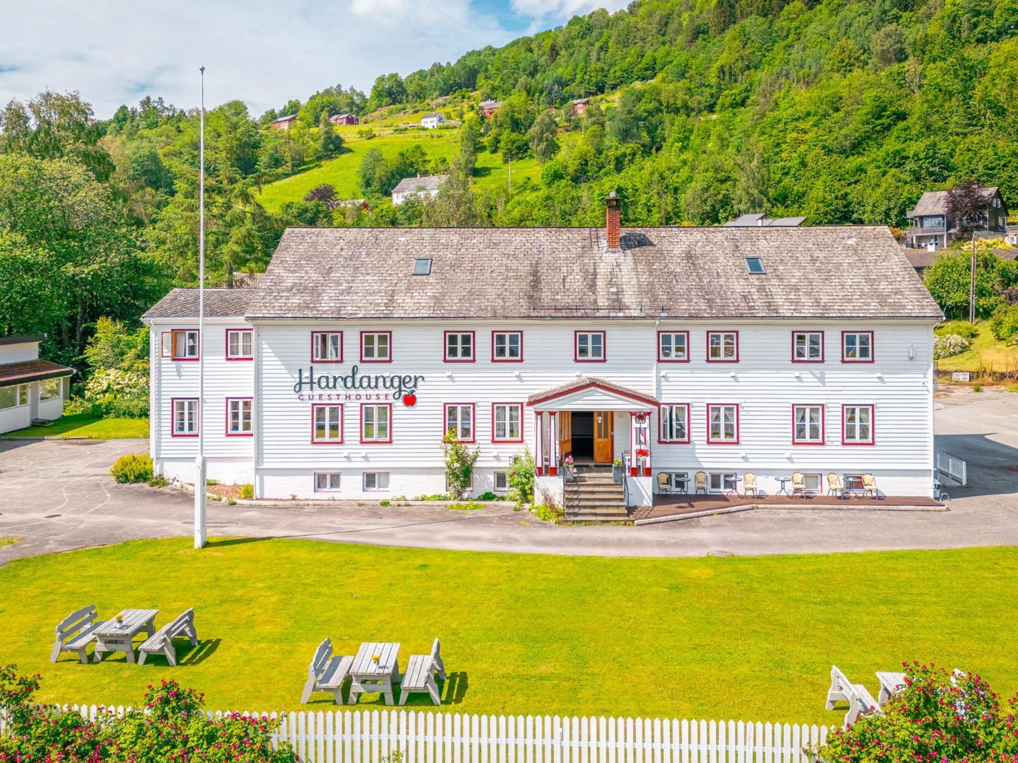 Hardanger Guesthouse Ulvik Ngoại thất bức ảnh